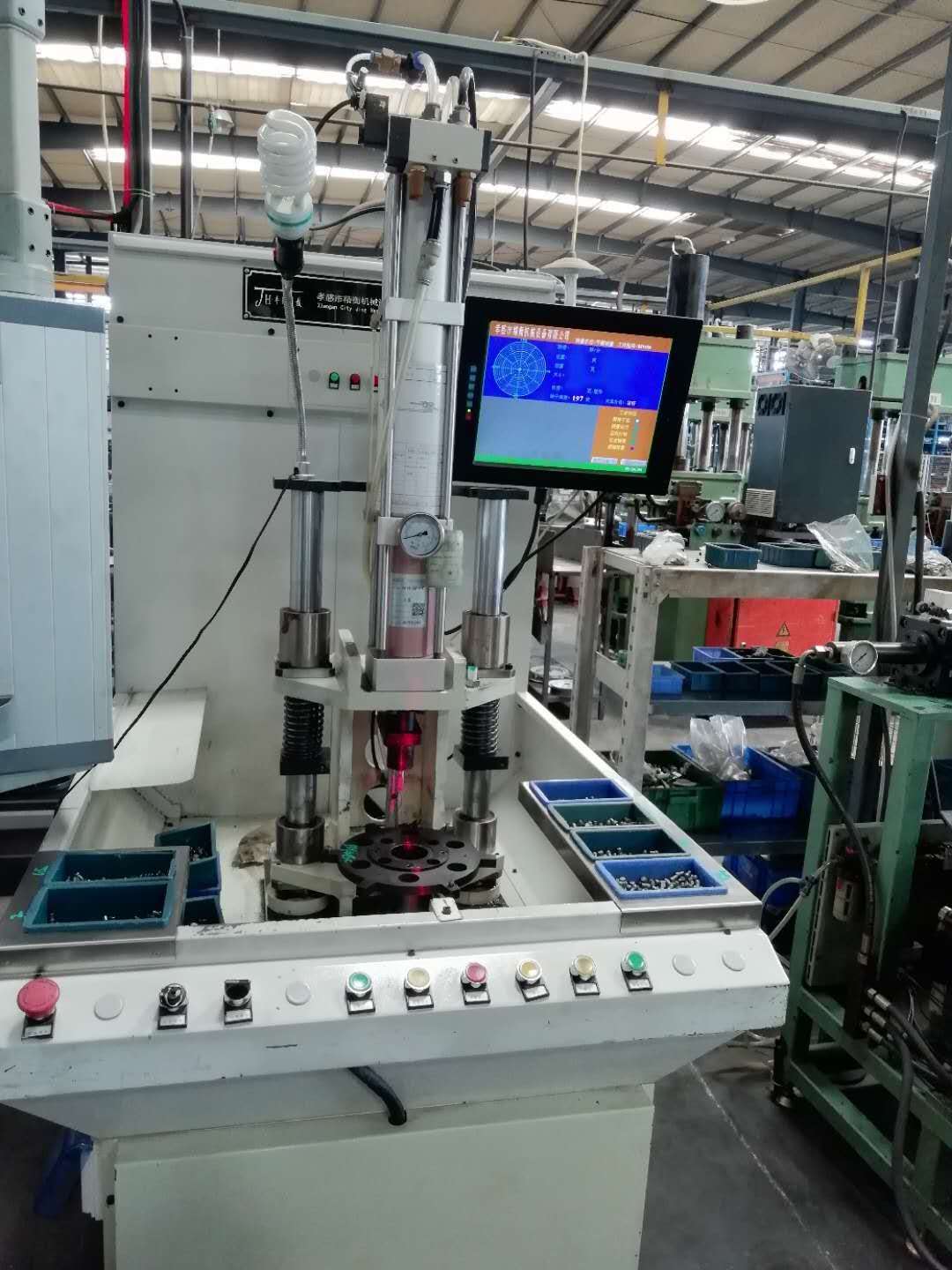 冬季动平衡机日常保养及操作注意事项有哪些？